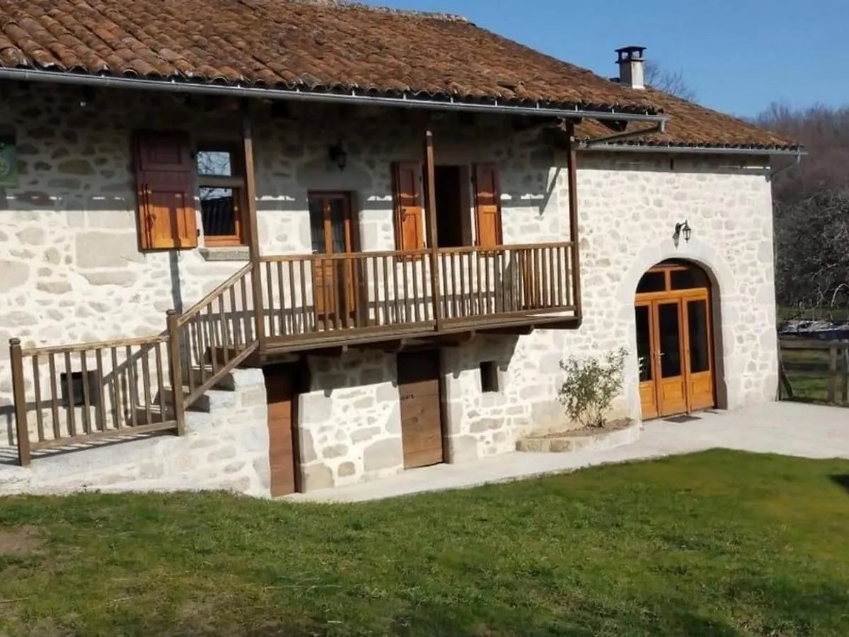 Maison De Charme Renovee Avec Jardin, Proche Du Lot Et Des Monts Du Cantal, Ideale Pour Activites Nature - Fr-1-742-72 Parlan